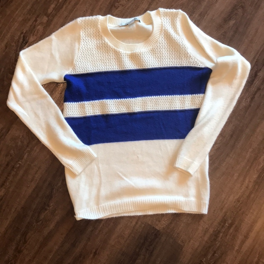 Crew neck sweater